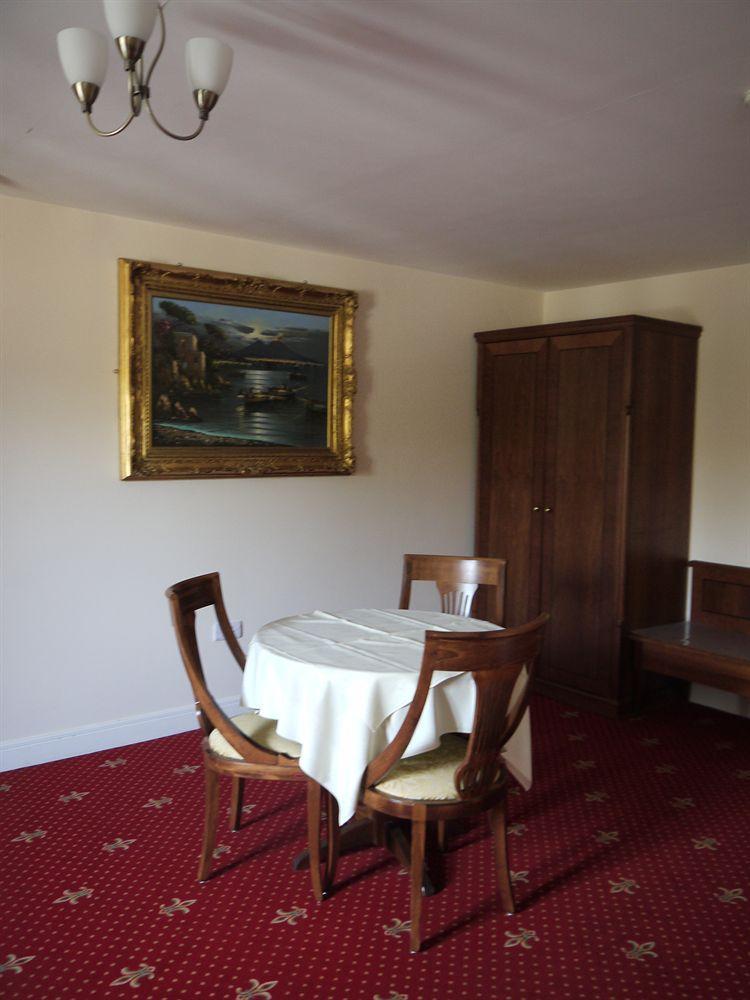 The Sharnbrook Hotel Eksteriør billede